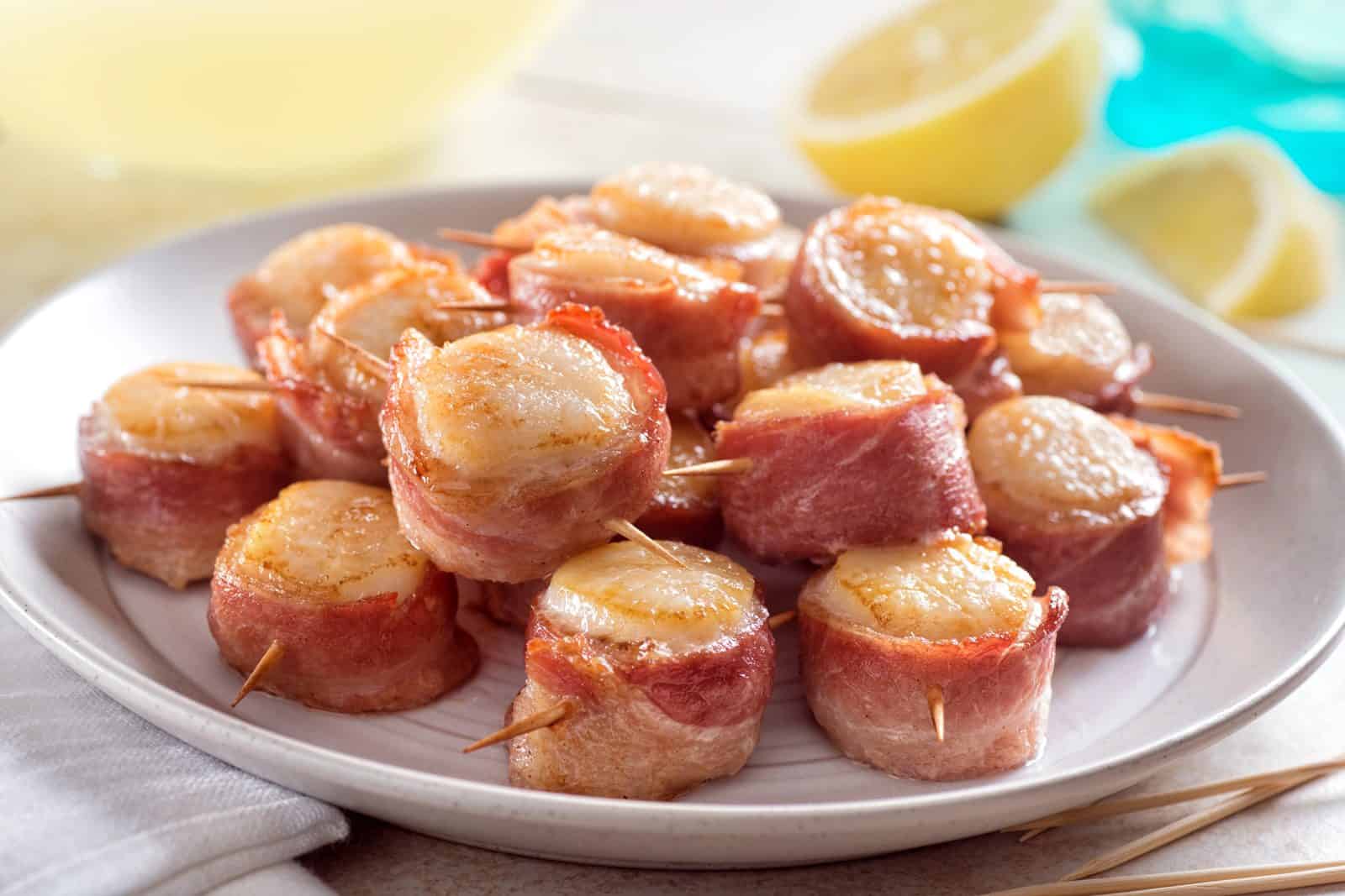 22 Easy Costco Party Appetizers 10 Kirkland bacon wrapped scallops till crisp