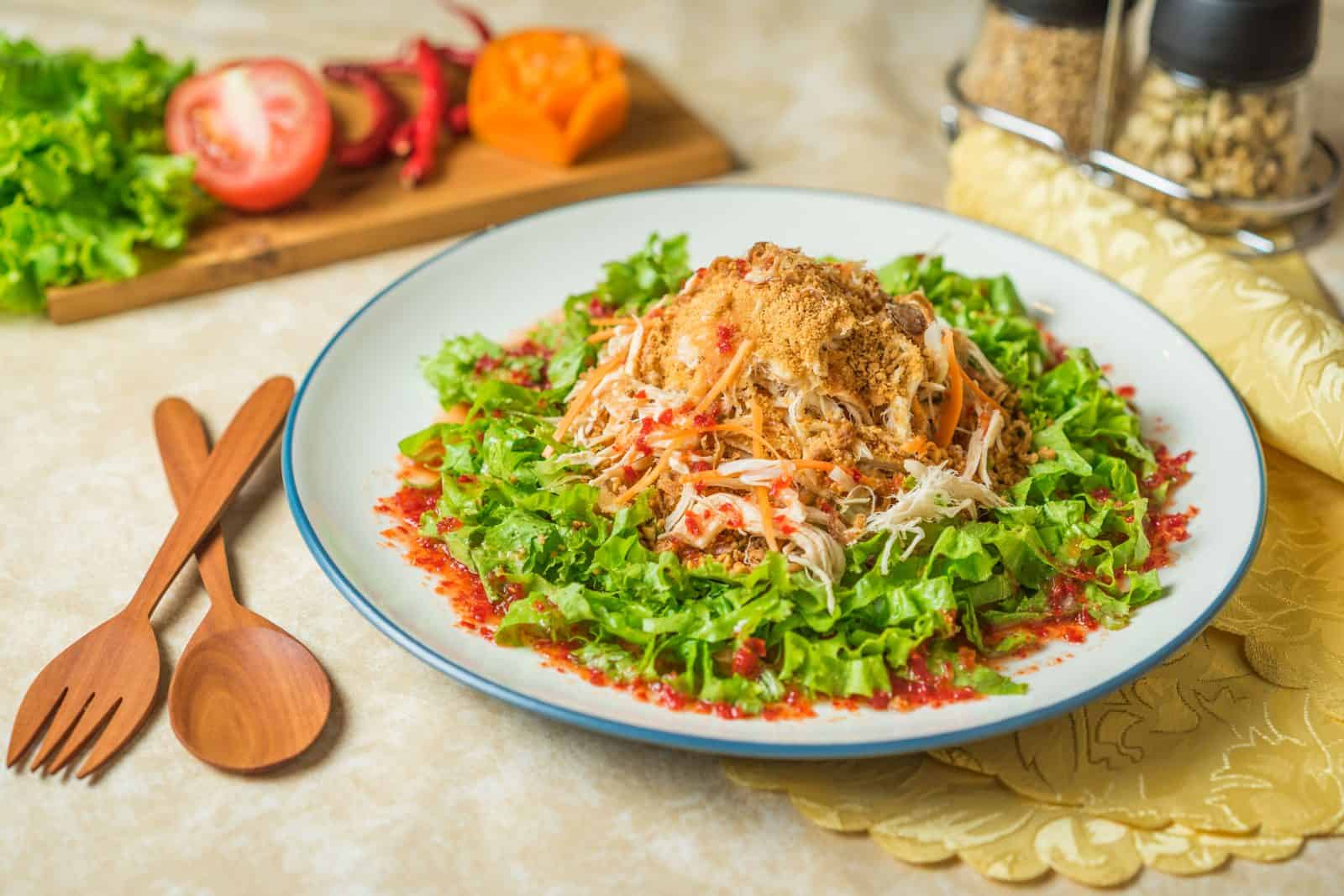 22 Easy Costco Party Appetizers 16 Costco mandarin orange and almond asian slaw cup