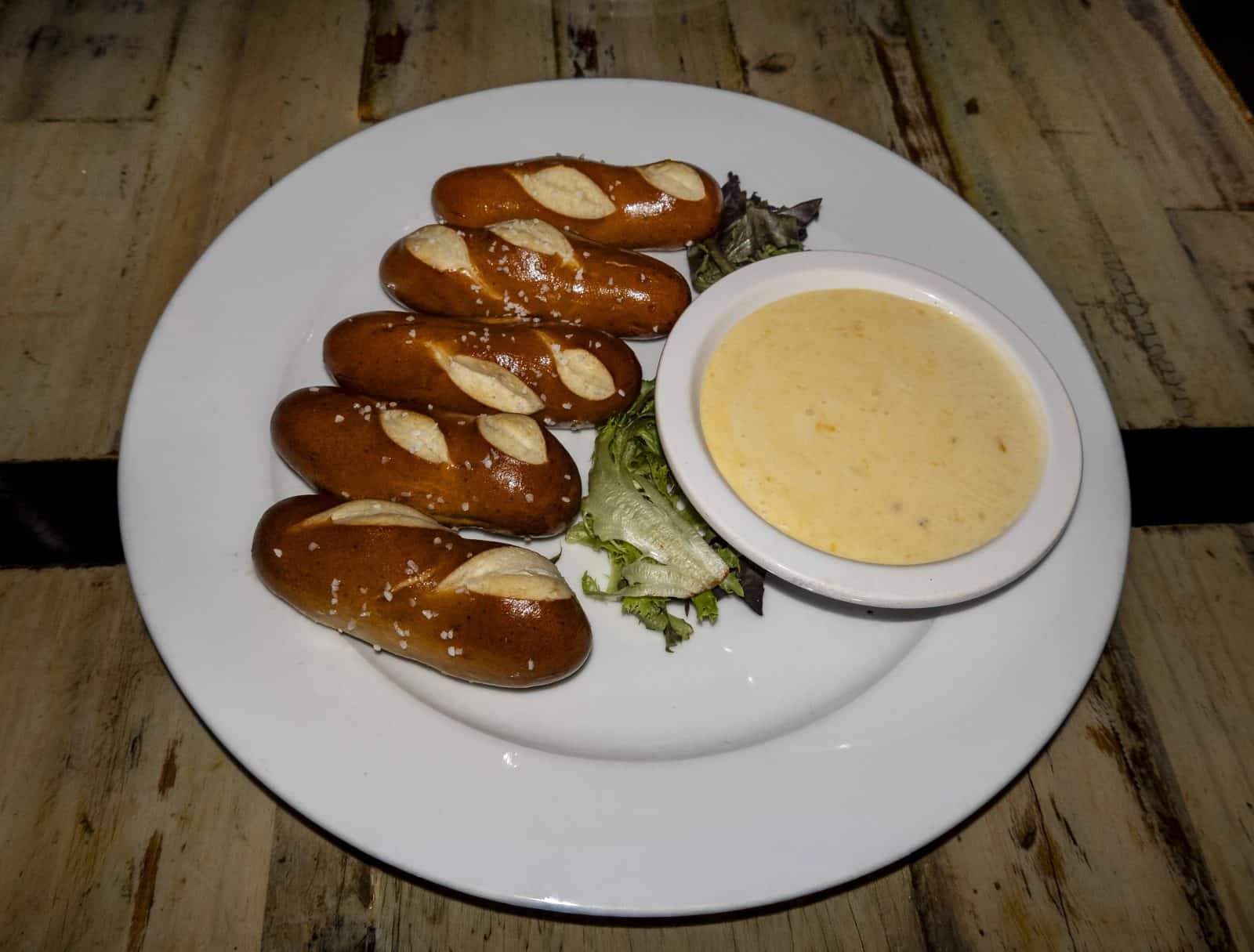 20 Crock Pot Appetizers for Easy Parties 26 Bavarian beer cheese dip