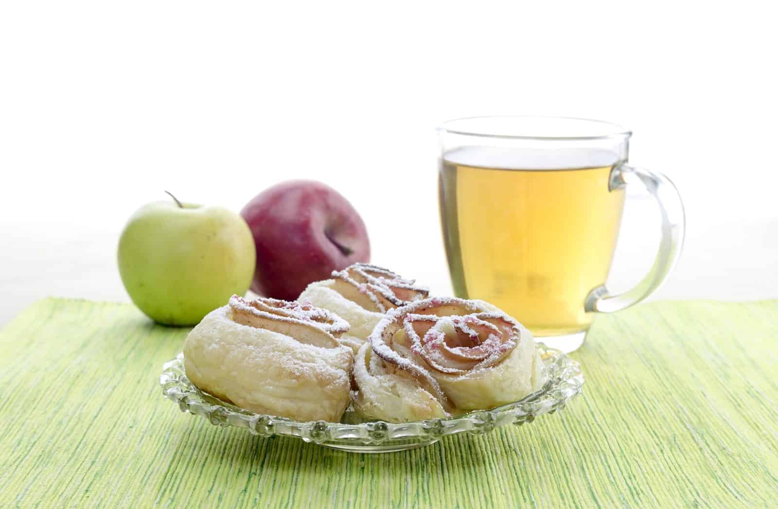 30 Apple Dessert Recipes That Look Fancy With Zero Effort 4 Apple rose
