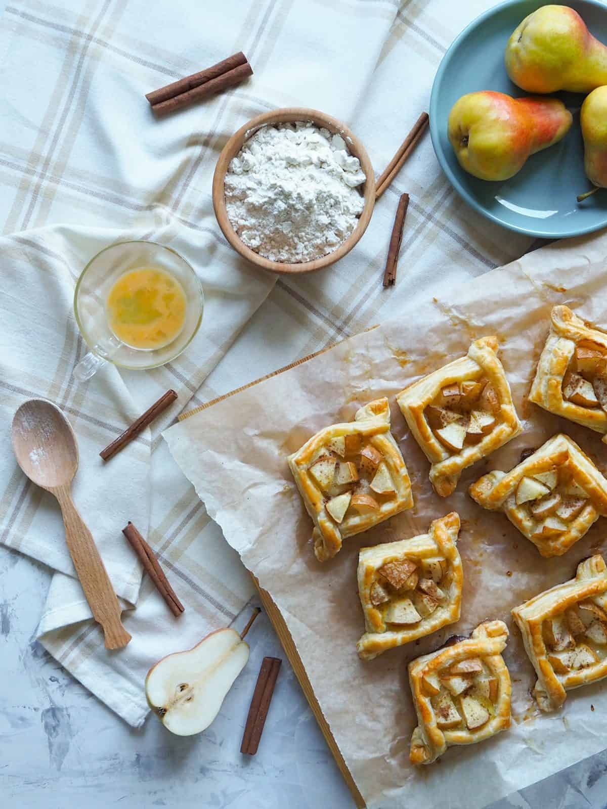 30 Apple Dessert Recipes That Look Fancy With Zero Effort 36 Apple pear puff pastry square