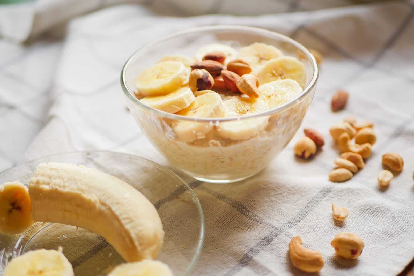 These 23 Overnight Oats Recipes Will Transform Your Morning Routine 6 Banana nut oats
