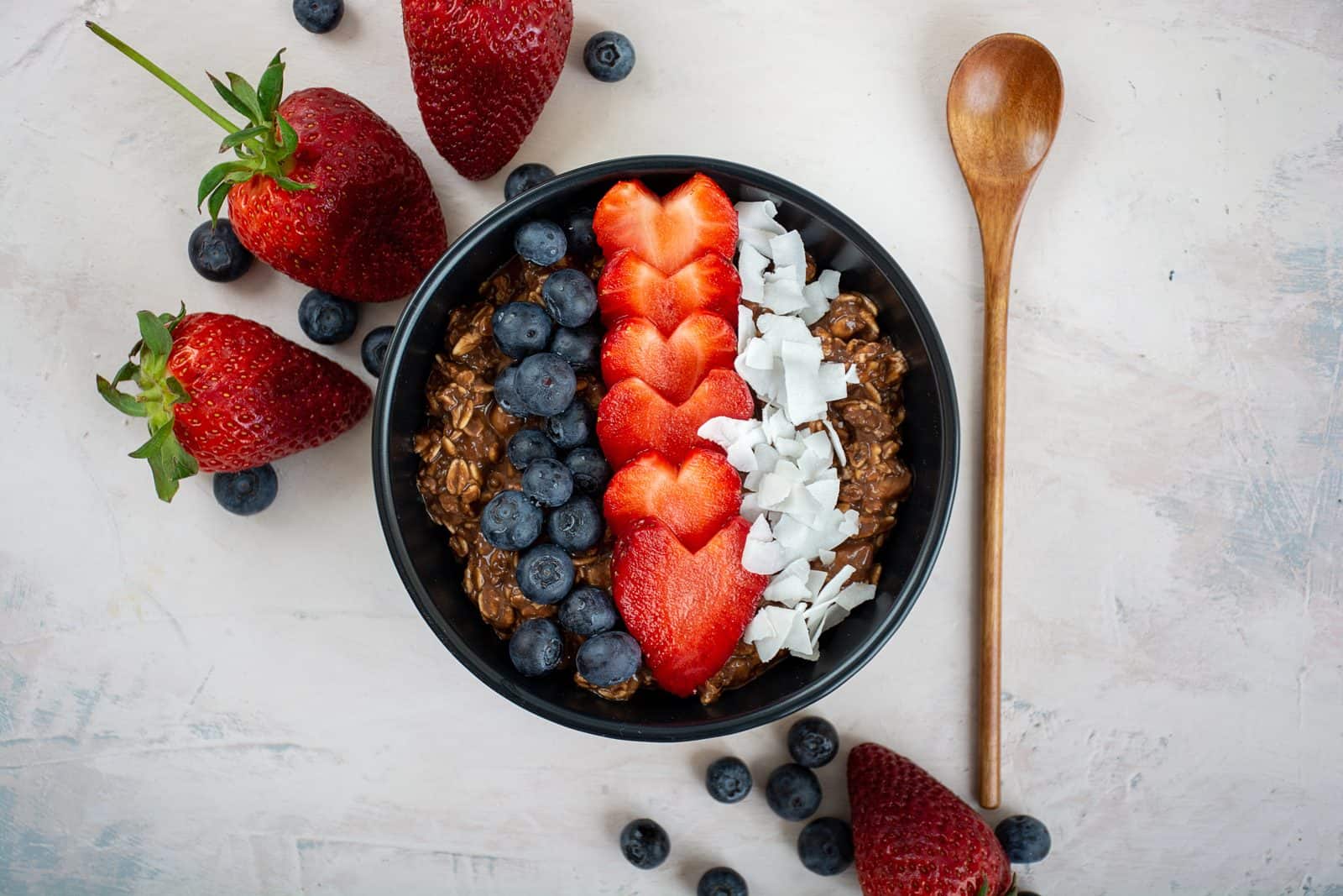 These 23 Overnight Oats Recipes Will Transform Your Morning Routine 20 Almond joy oats
