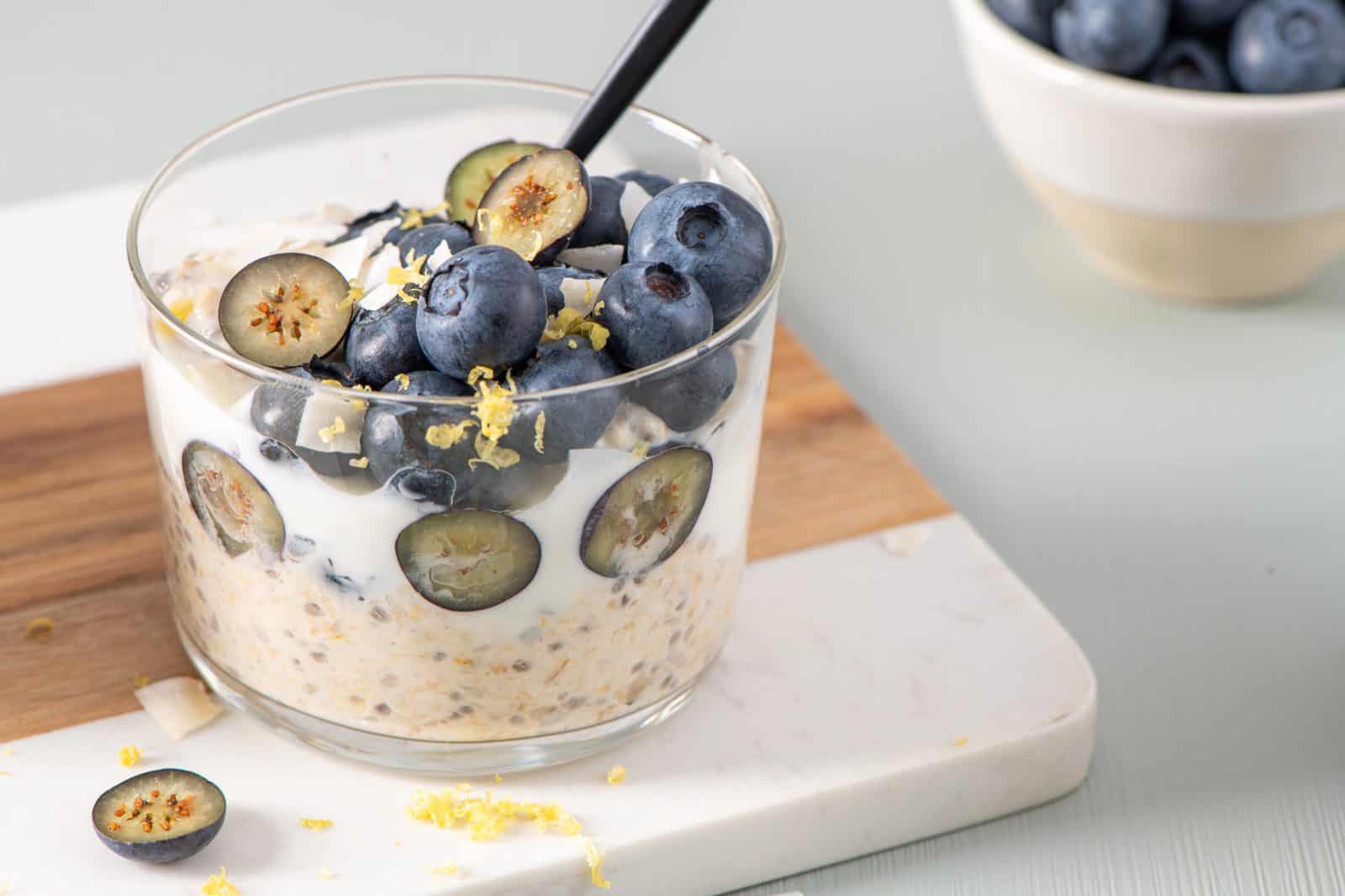 These 23 Overnight Oats Recipes Will Transform Your Morning Routine 22 Lemon blueberry oats