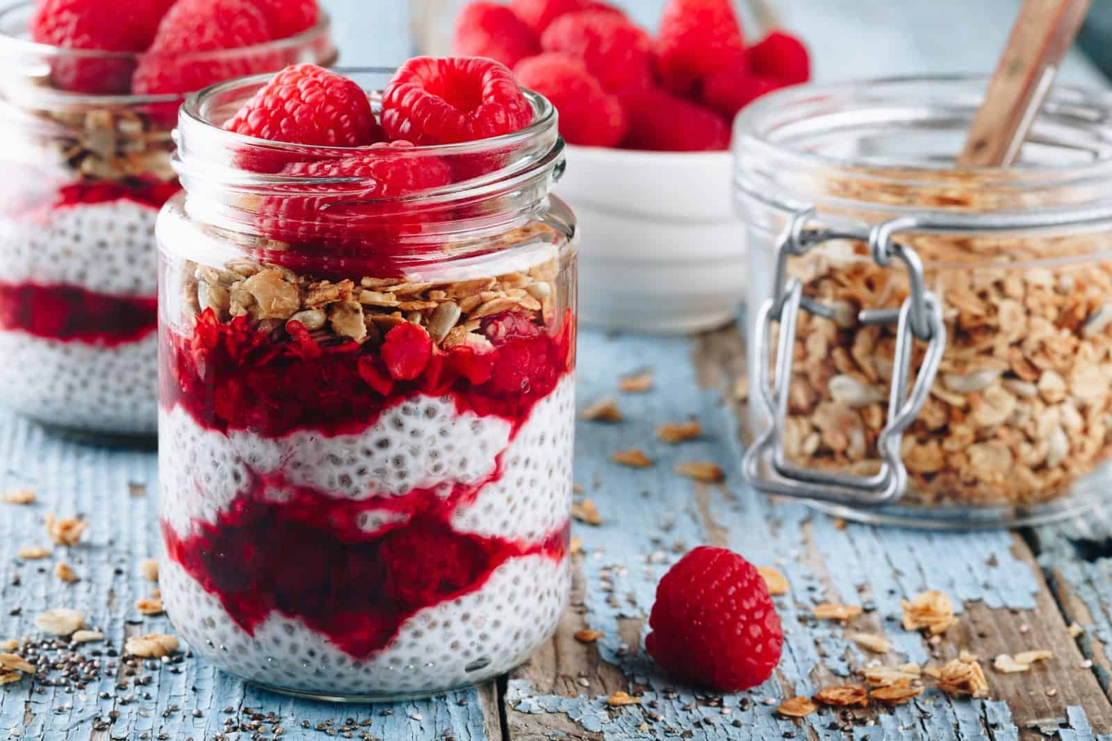 These 23 Overnight Oats Recipes Will Transform Your Morning Routine 24 Raspberry vanilla oats