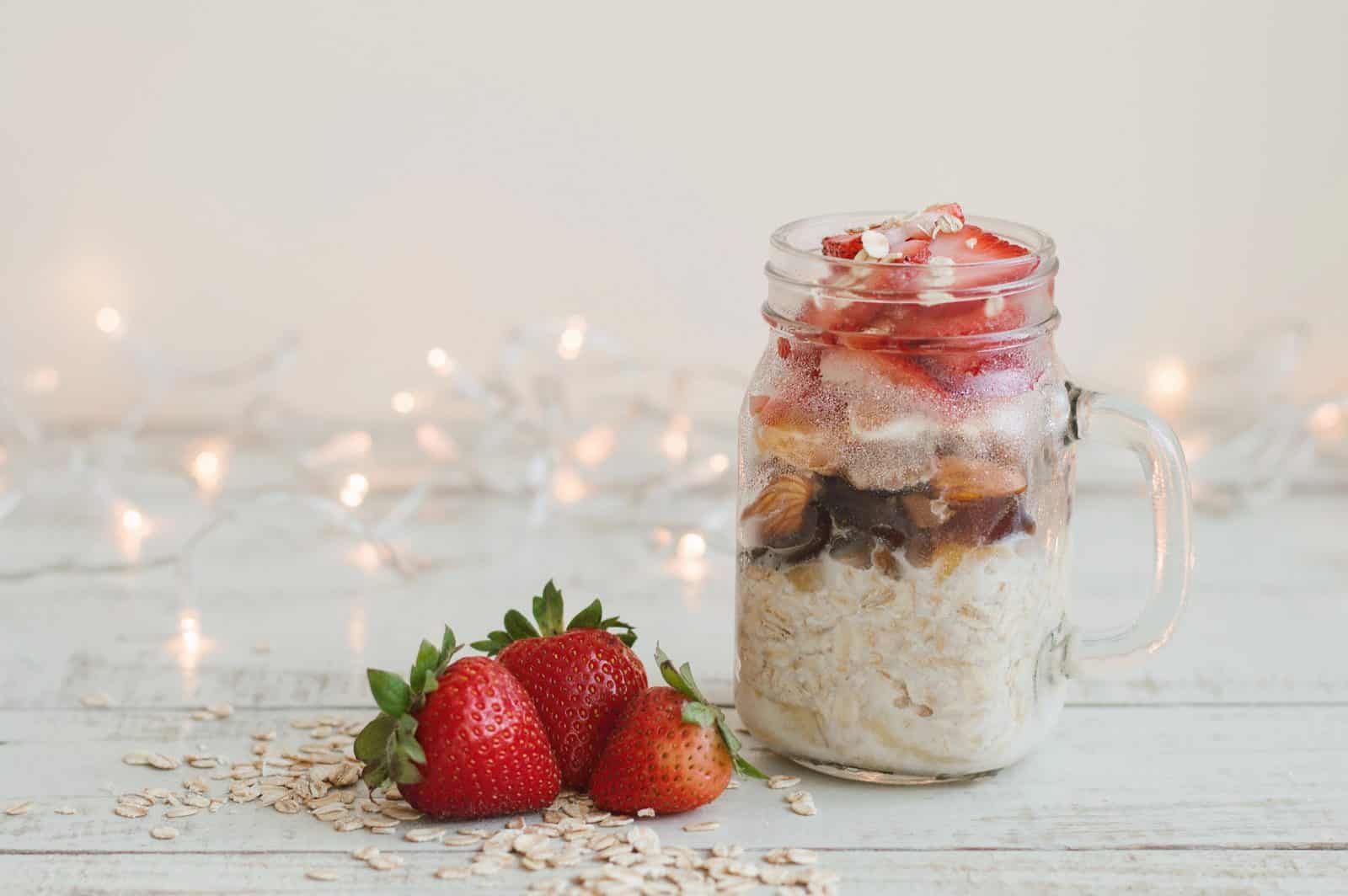 These 23 Overnight Oats Recipes Will Transform Your Morning Routine 26 Strawberry cheesecake oats