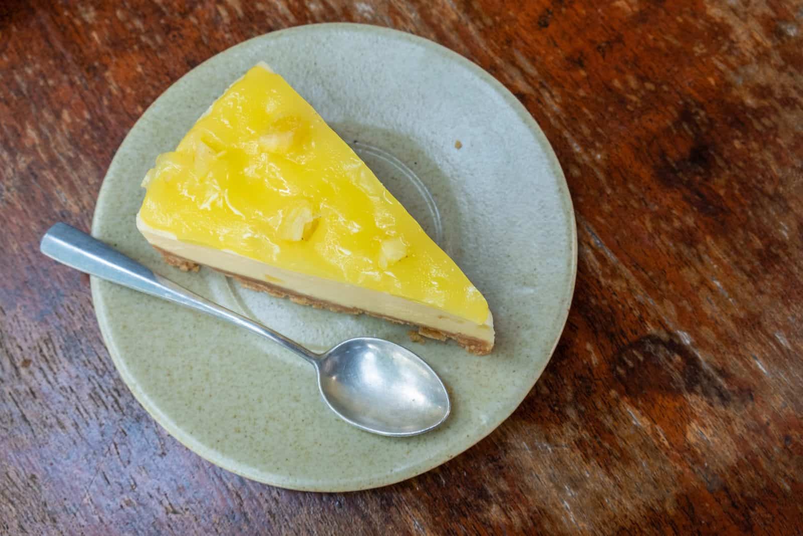 Mascarpone pineapple cheesecake