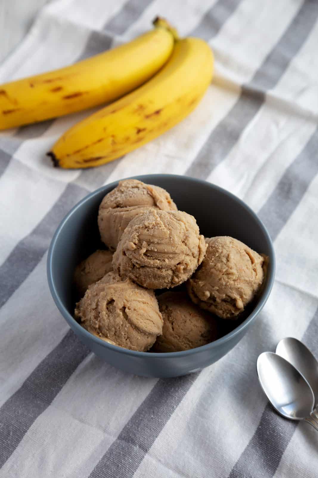 Peanut butter nice cream