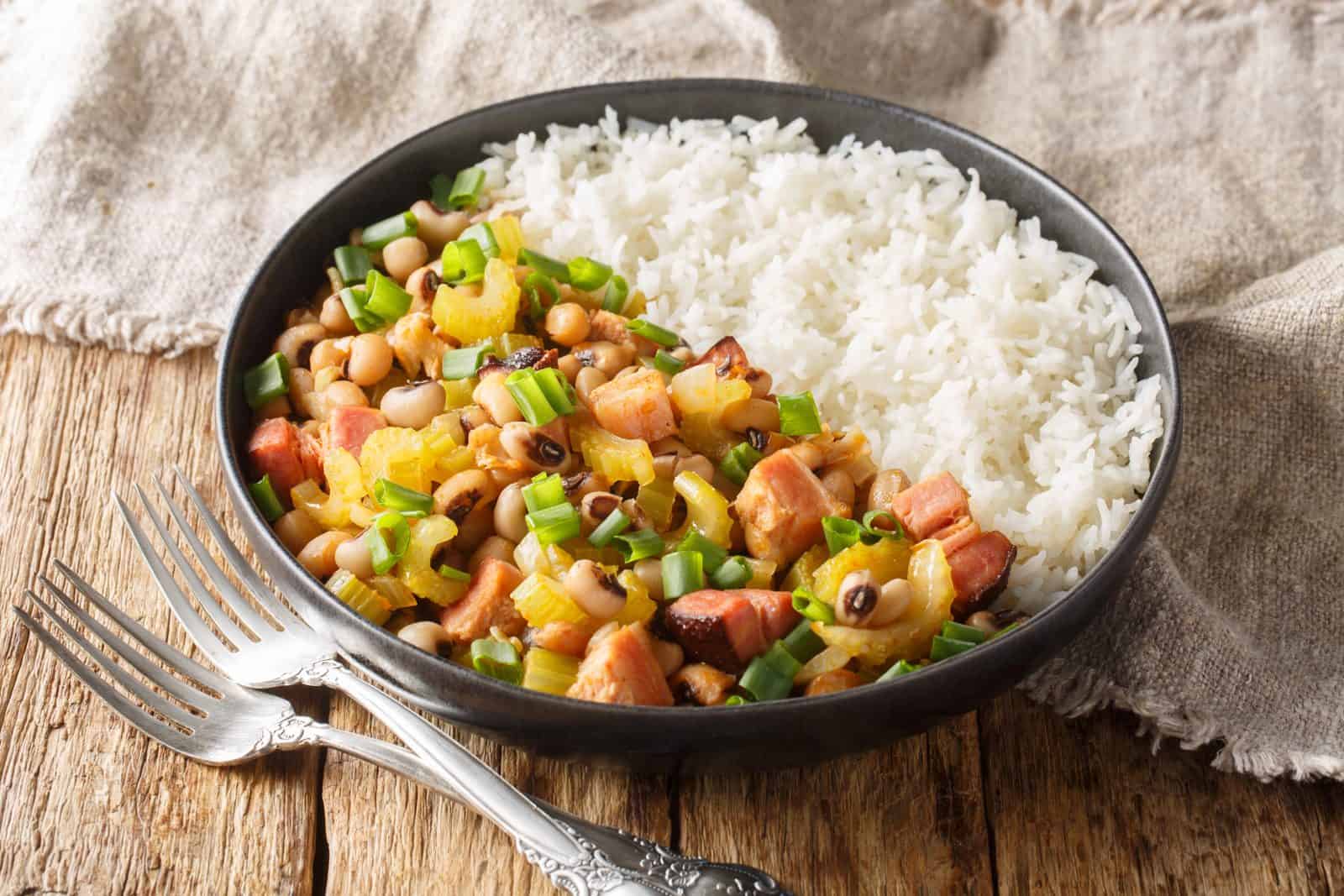 24 Classic Southern Chicken Recipes for Comforting Family Meals 54 Hoppin john