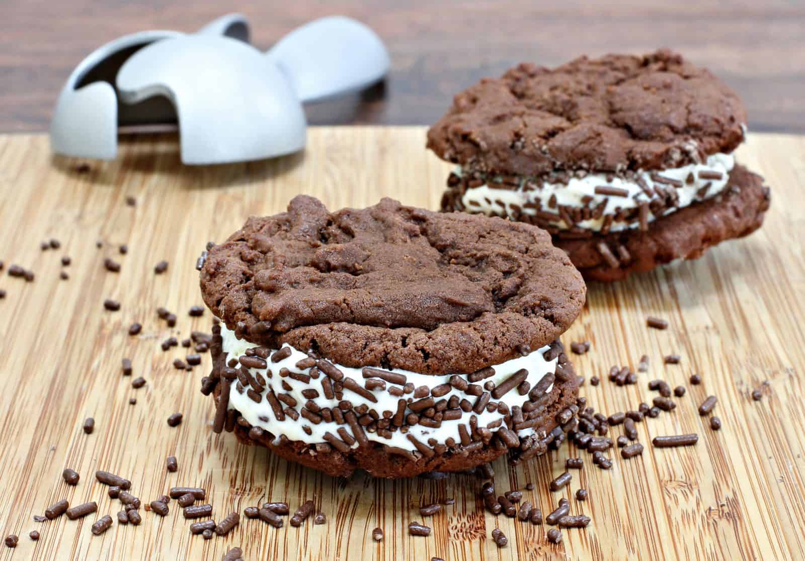22 Recipes That Start With Brownie Mix 6 Brownie mix ice cream sandwich cookie