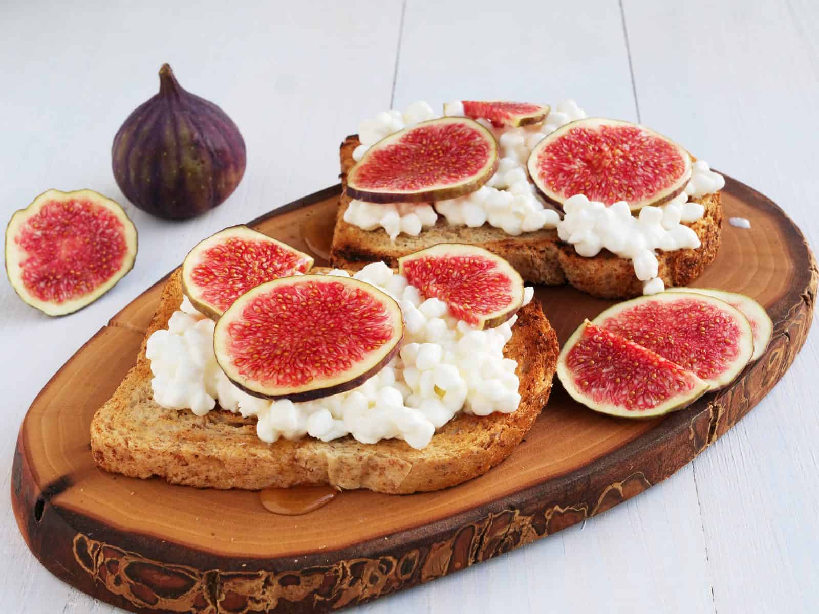 Ricotta toast
