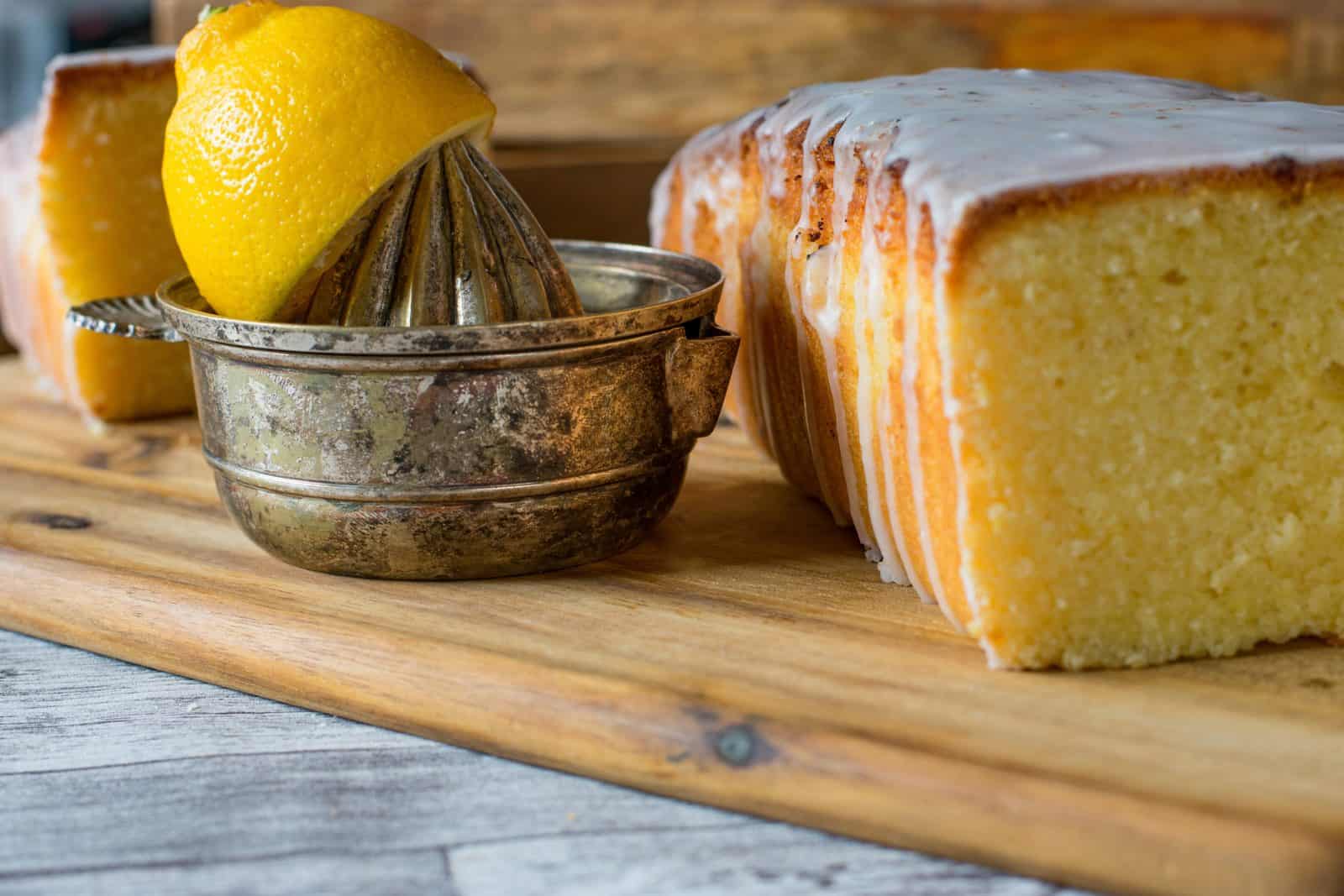Copycat Breakfast Recipes for Slow Weekends 24 Starbucks lemon loaf