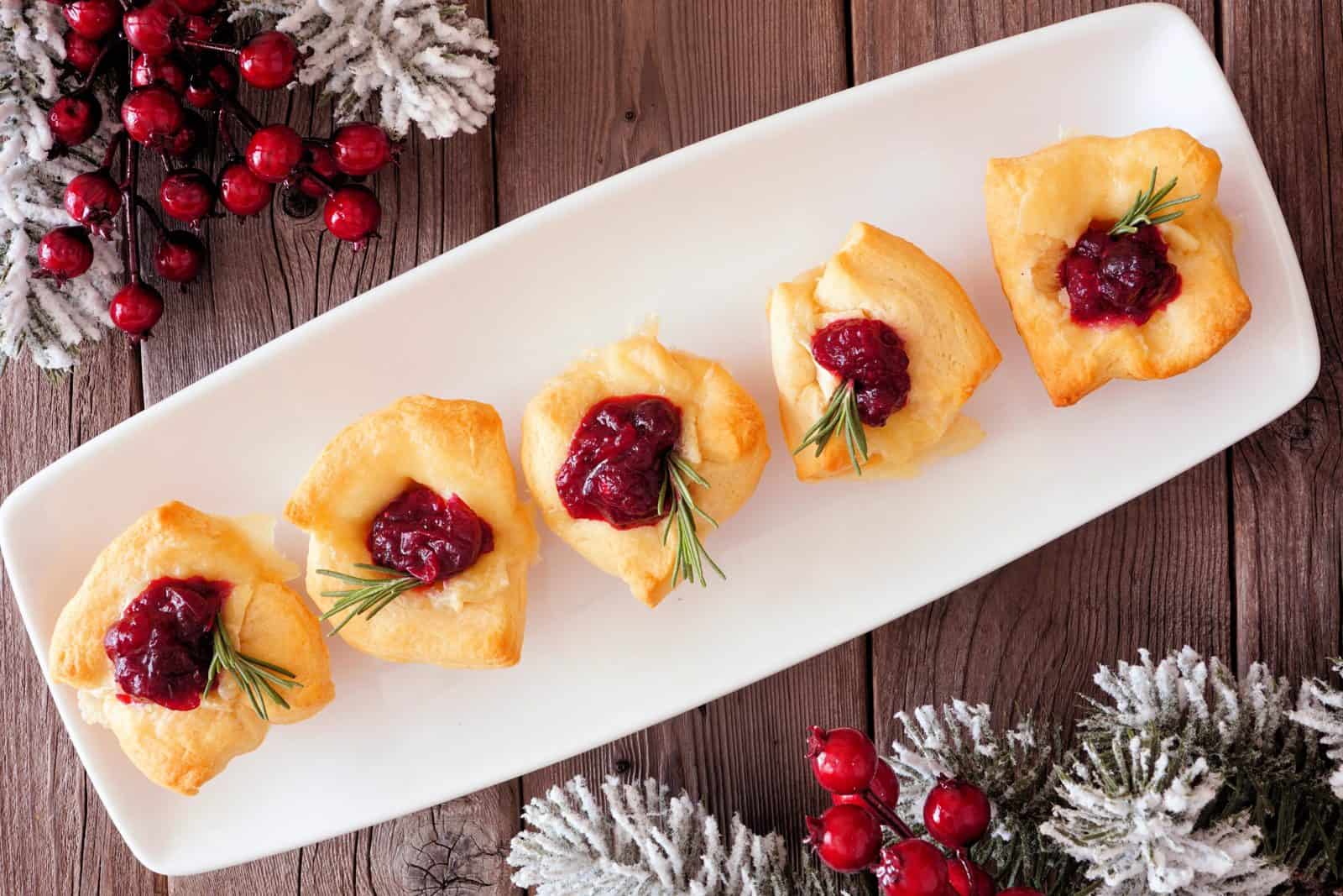 23 Easy Puff Pastry Appetizers That Look Fancy 16 Cranberry brie puff pastry bite