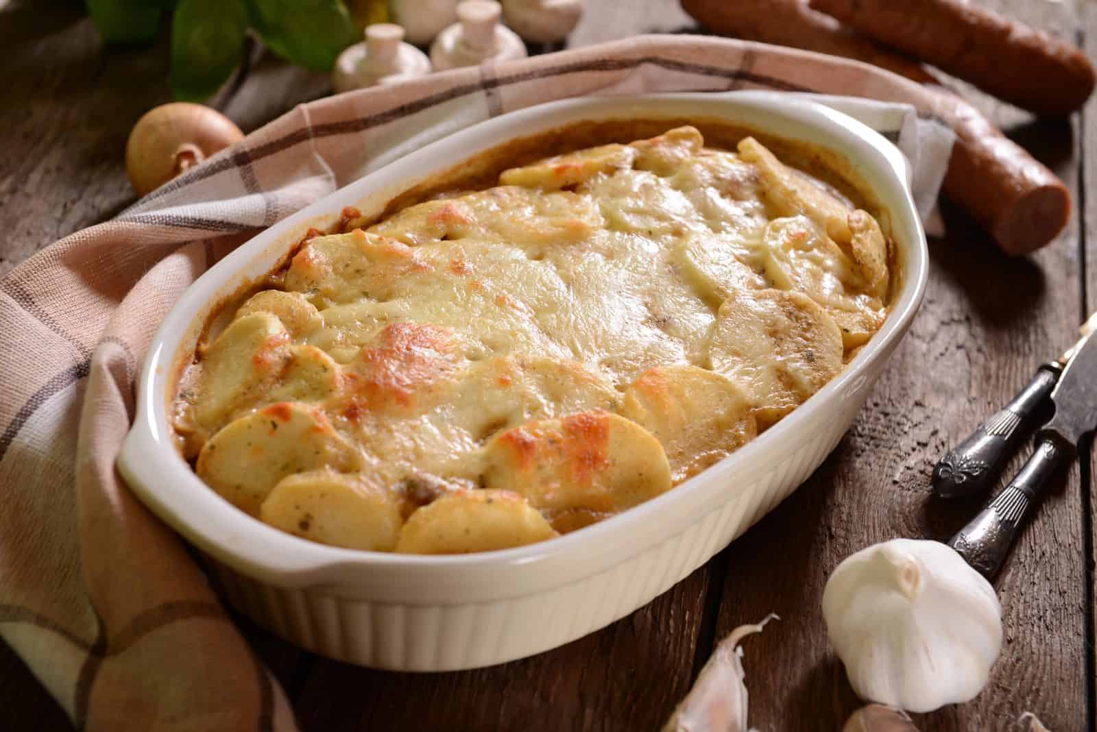 25 Hashbrown Casseroles for Busy Weeknights 28 Italian sausage marinara and hash brown bake