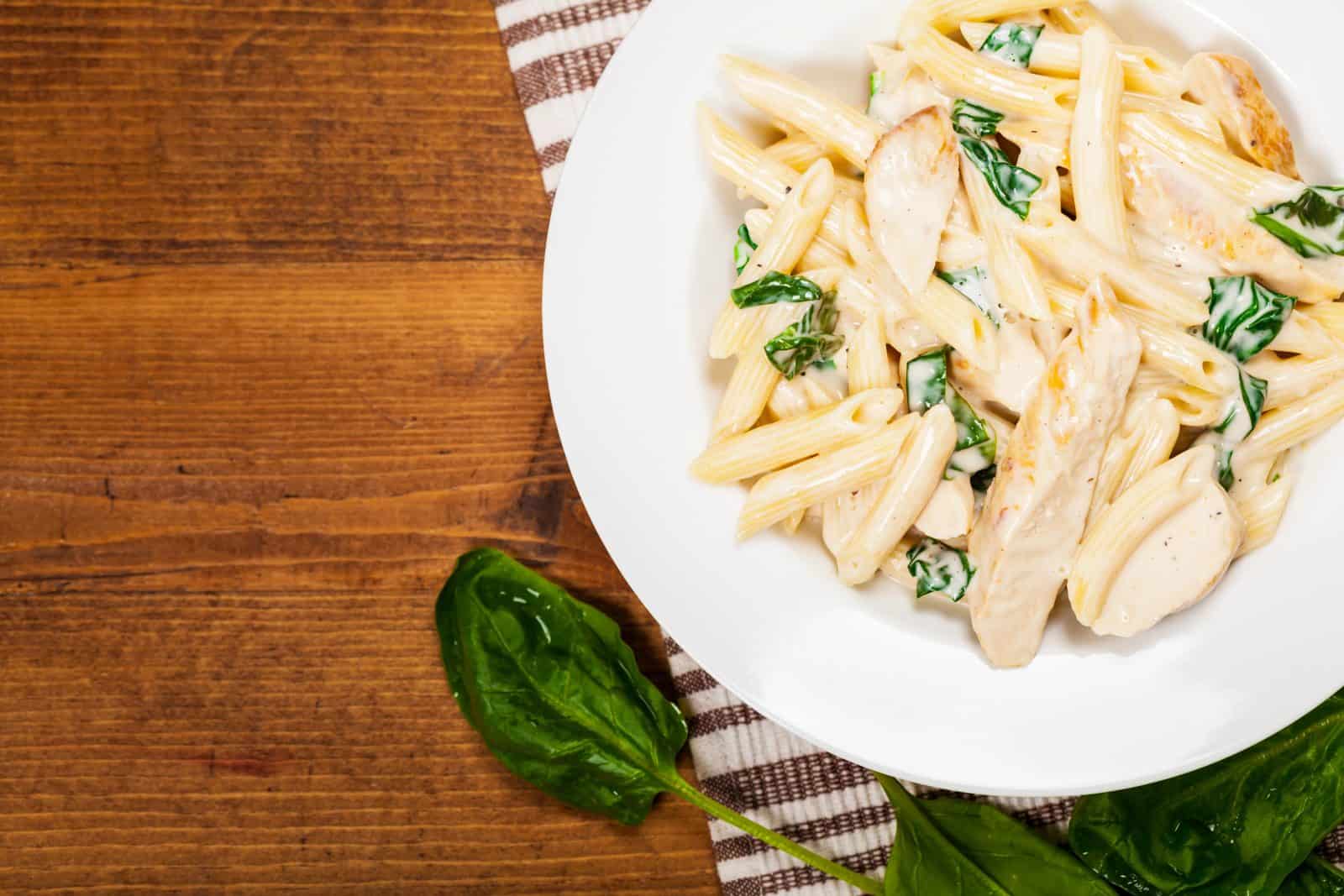 12 One-Pot Pasta Dinners for Busy Weeknights (No Draining Required) 26 Chicken spinach pasta