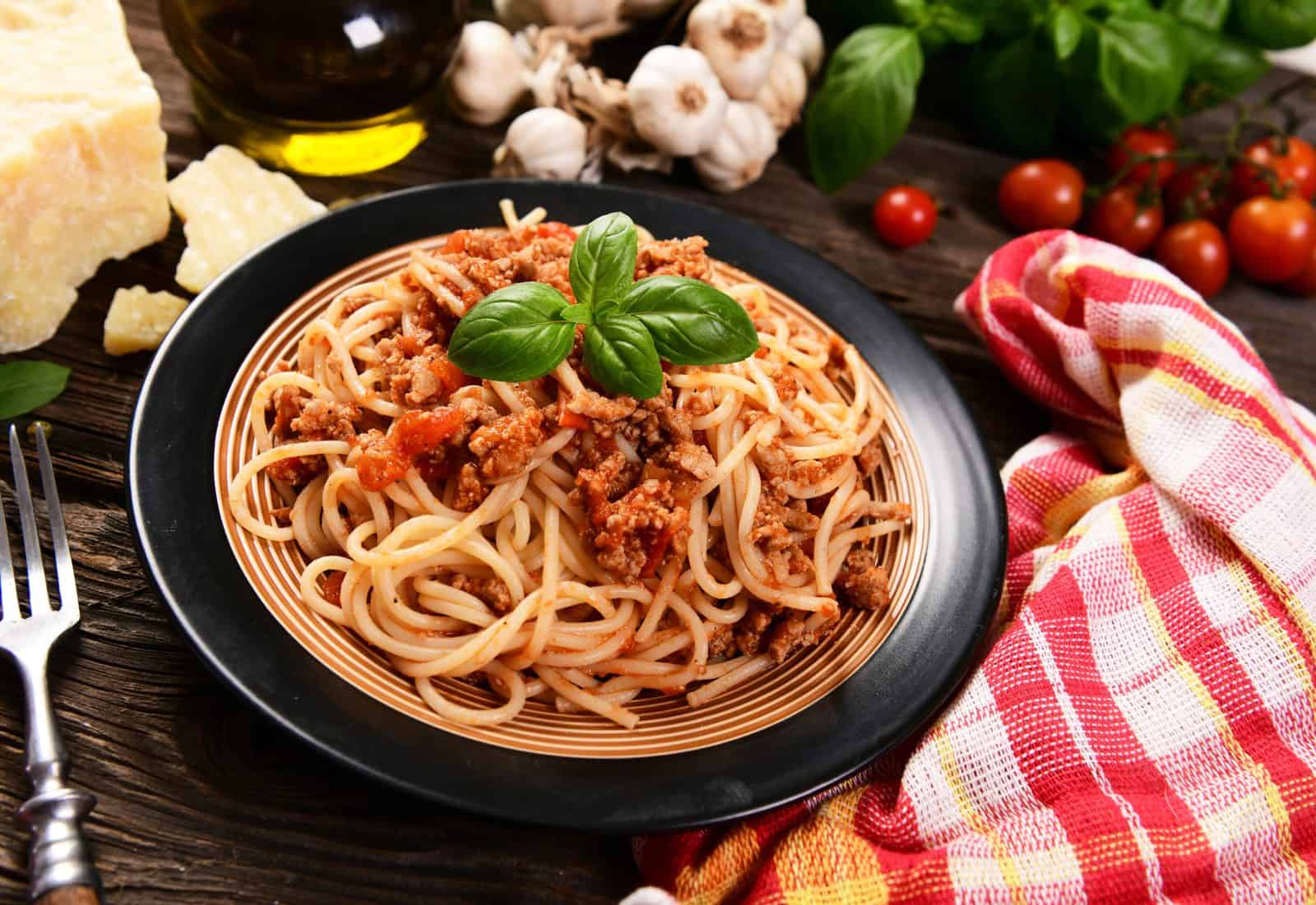 25 Quick and Easy Minced Chicken Recipes 18 Minced chicken bolognese