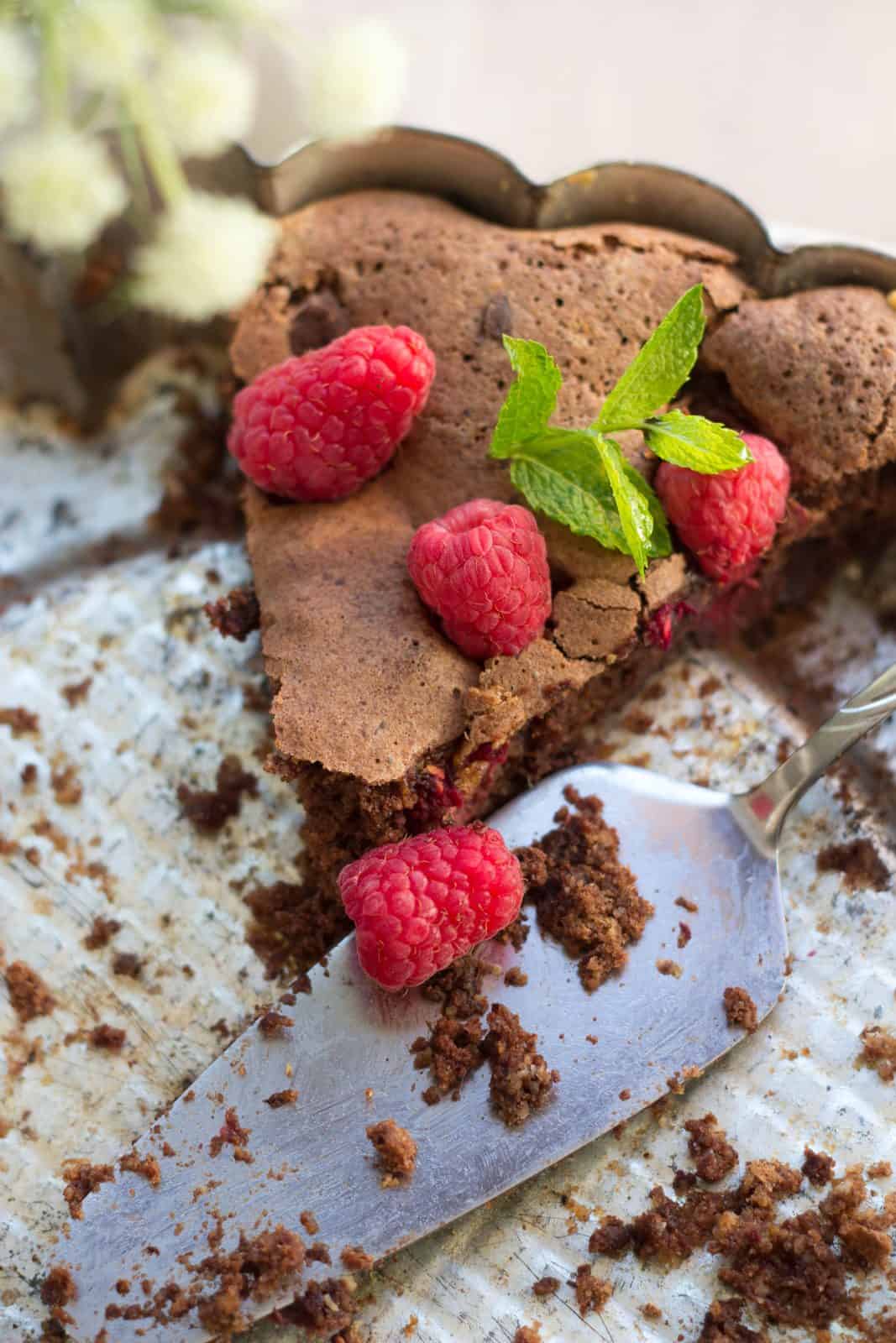 Raspberry ripple brownie