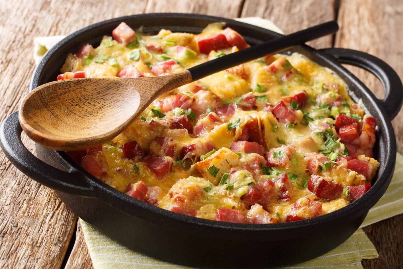 18 Breakfast Casserole with Hashbrowns for Busy School Days 4 Ham cheese and hash brown breakfast casserole
