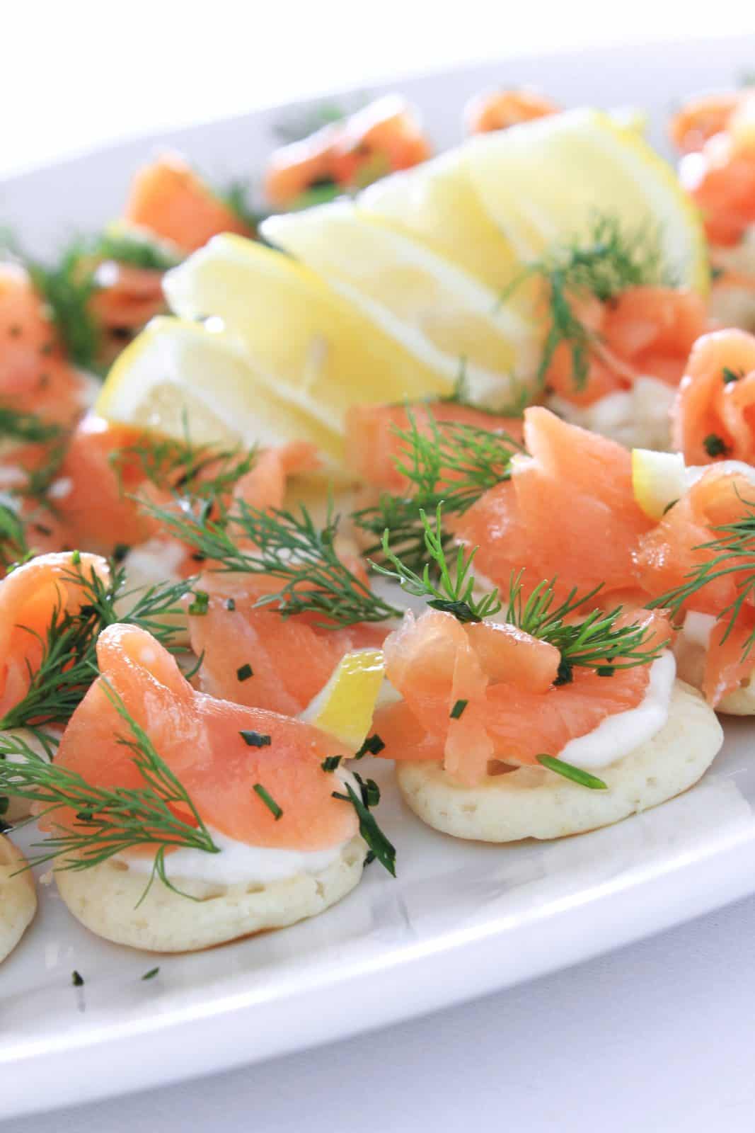 21 Charcuterie Appetizers Made Easy: Wow Your Guests in Minutes 52 Smoked salmon blini