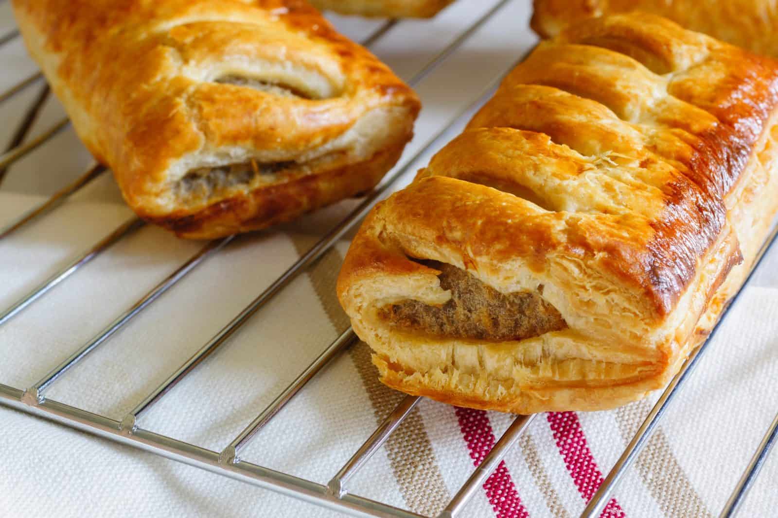 21 Charcuterie Appetizers Made Easy: Wow Your Guests in Minutes 56 Spicy italian sausage roll