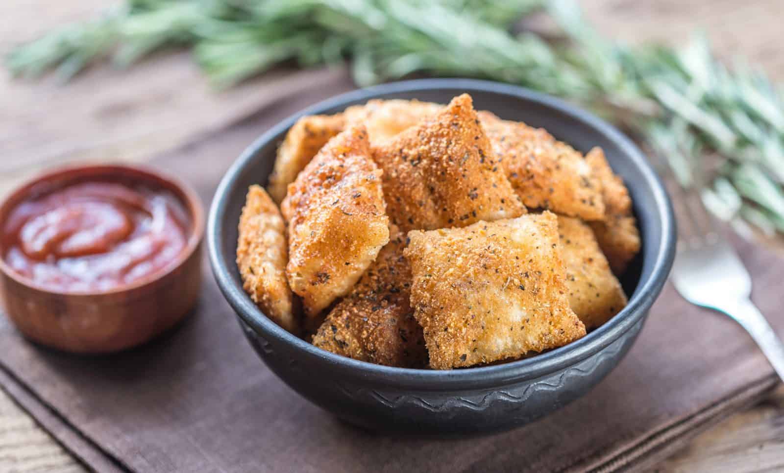 24 Italian Appetizers That Taste Like Rome 84 Ricotta and spinach ravioli bite