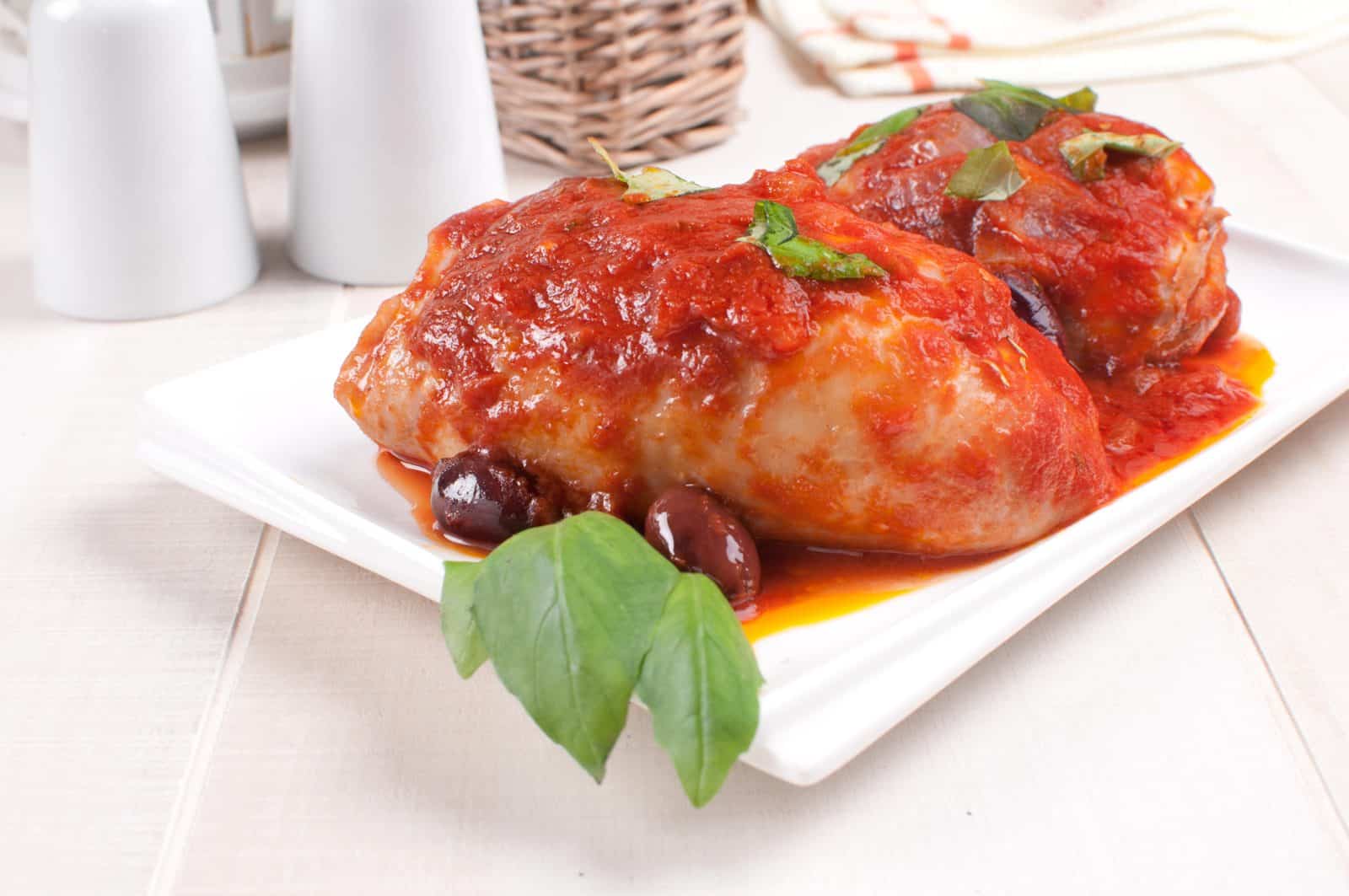 Tomato basil braised chicken thigh