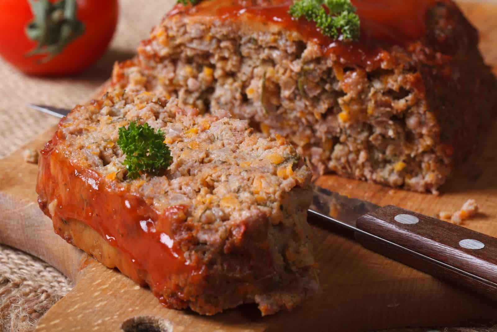 30 Comfort Food Dinners Under 400 Calories 62 Beef meatloaf comfort food dinner