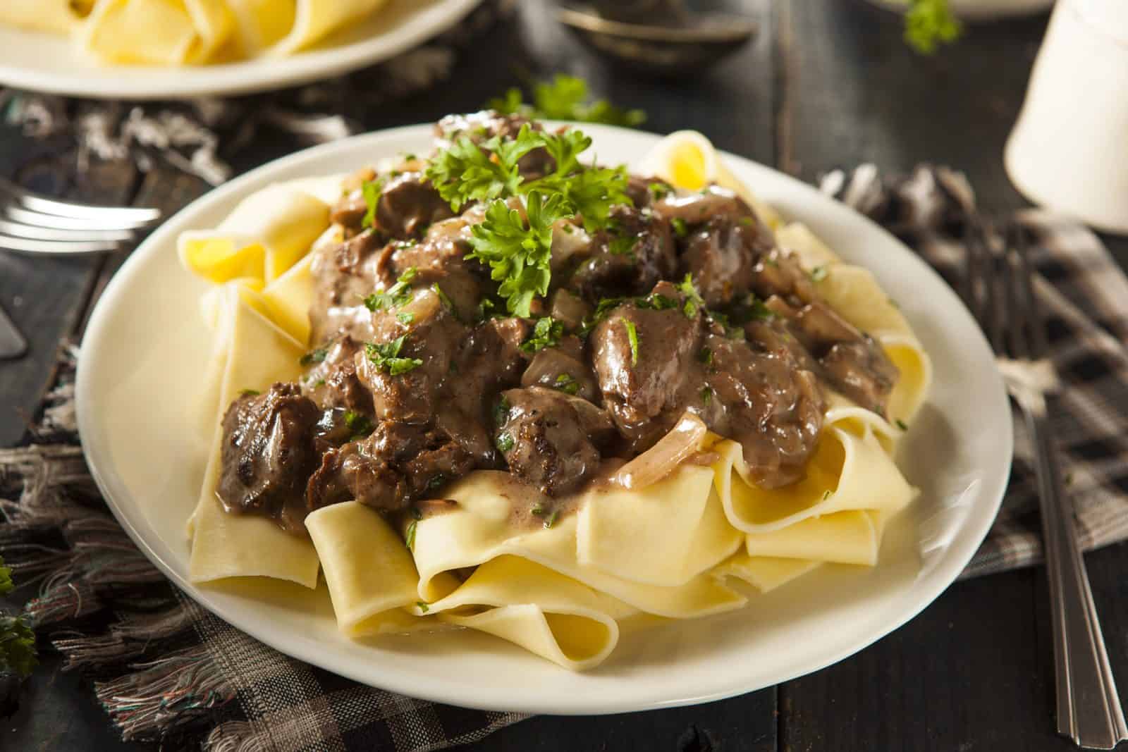 30 Comfort Food Dinners Under 400 Calories 80 Beef stroganoff comfort food dinner