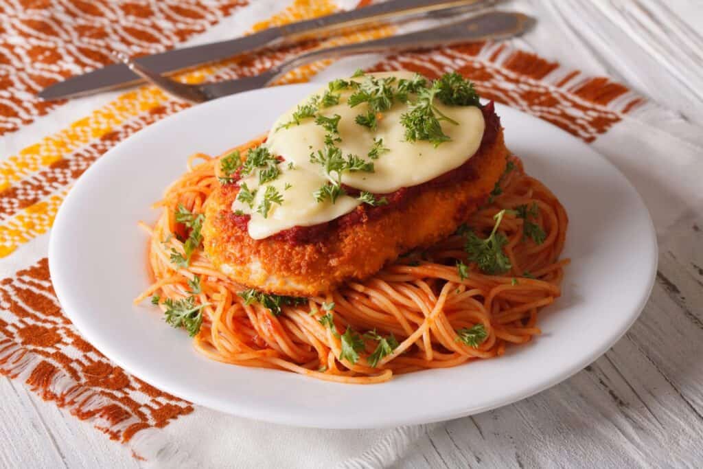 Kid-Friendly Chicken Dinners Adults Still Want to Eat 1 Kid-Friendly Chicken Dinners Adults Still Want to Eat