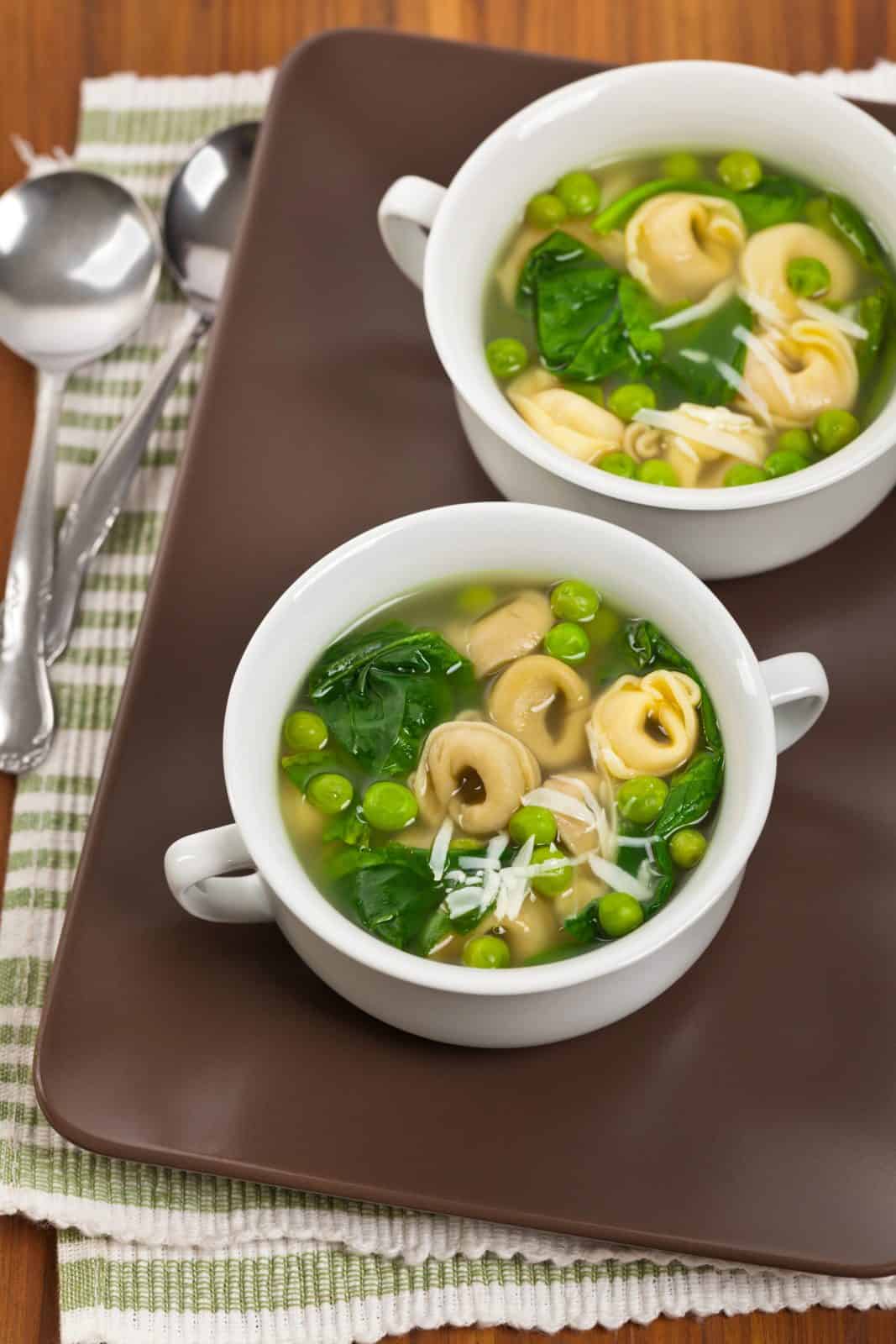 31 Cozy Healthy Soup Recipes for Winter 36 Spinach tortellini soup
