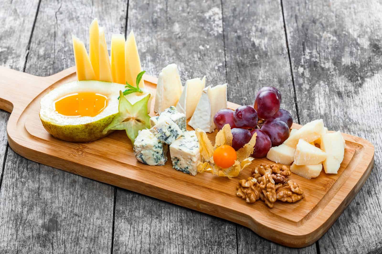 18 High-Protein Appetizers for Athletes 64 Cheese and nut platter