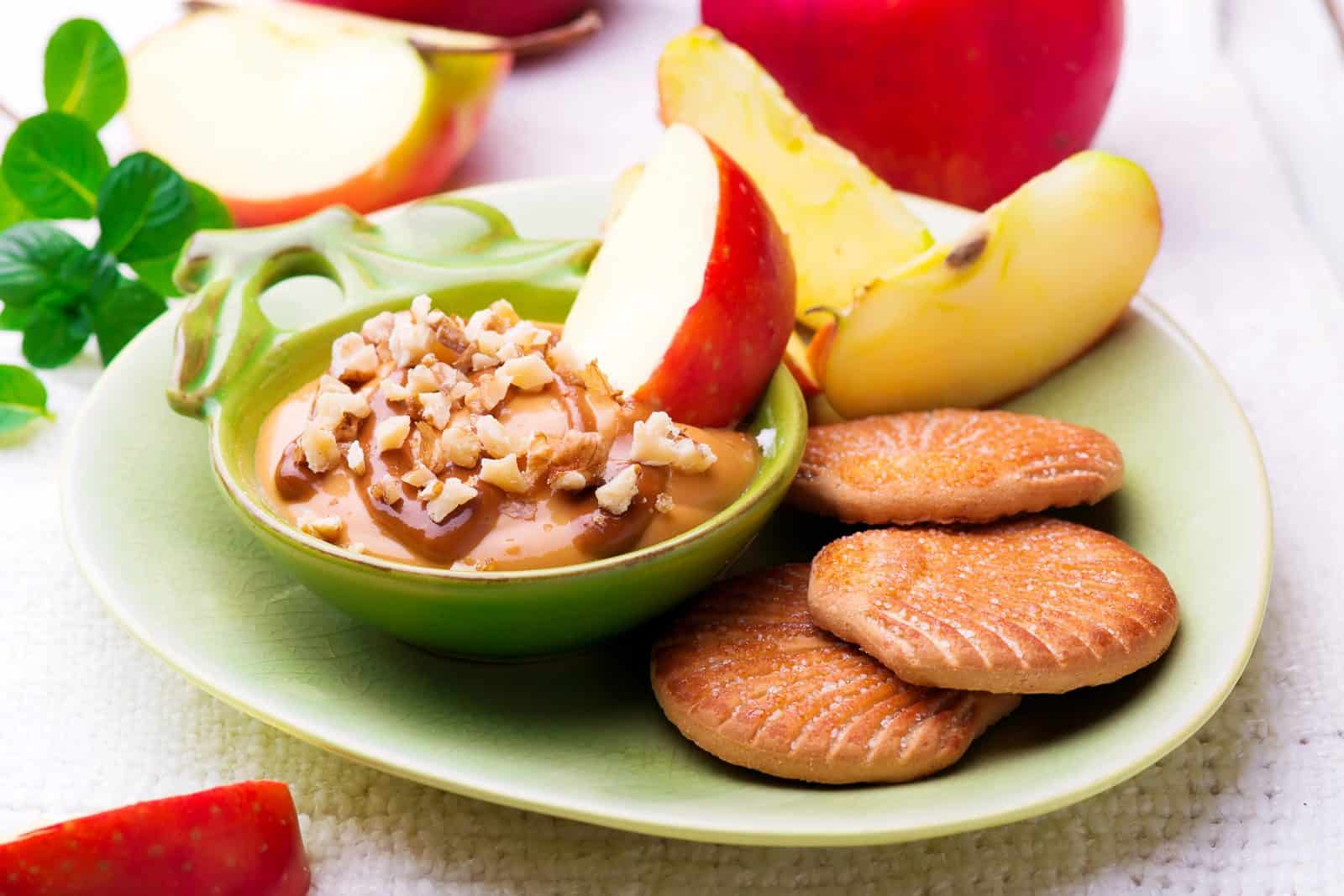 Whipped cookie butter apple dip
