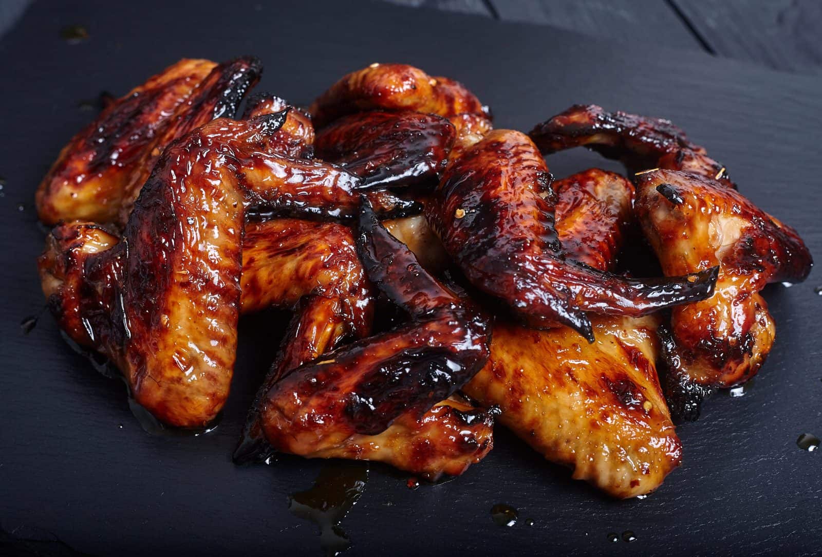18 Easy Crockpot Recipes for Busy Days 44 Honey garlic chicken wing