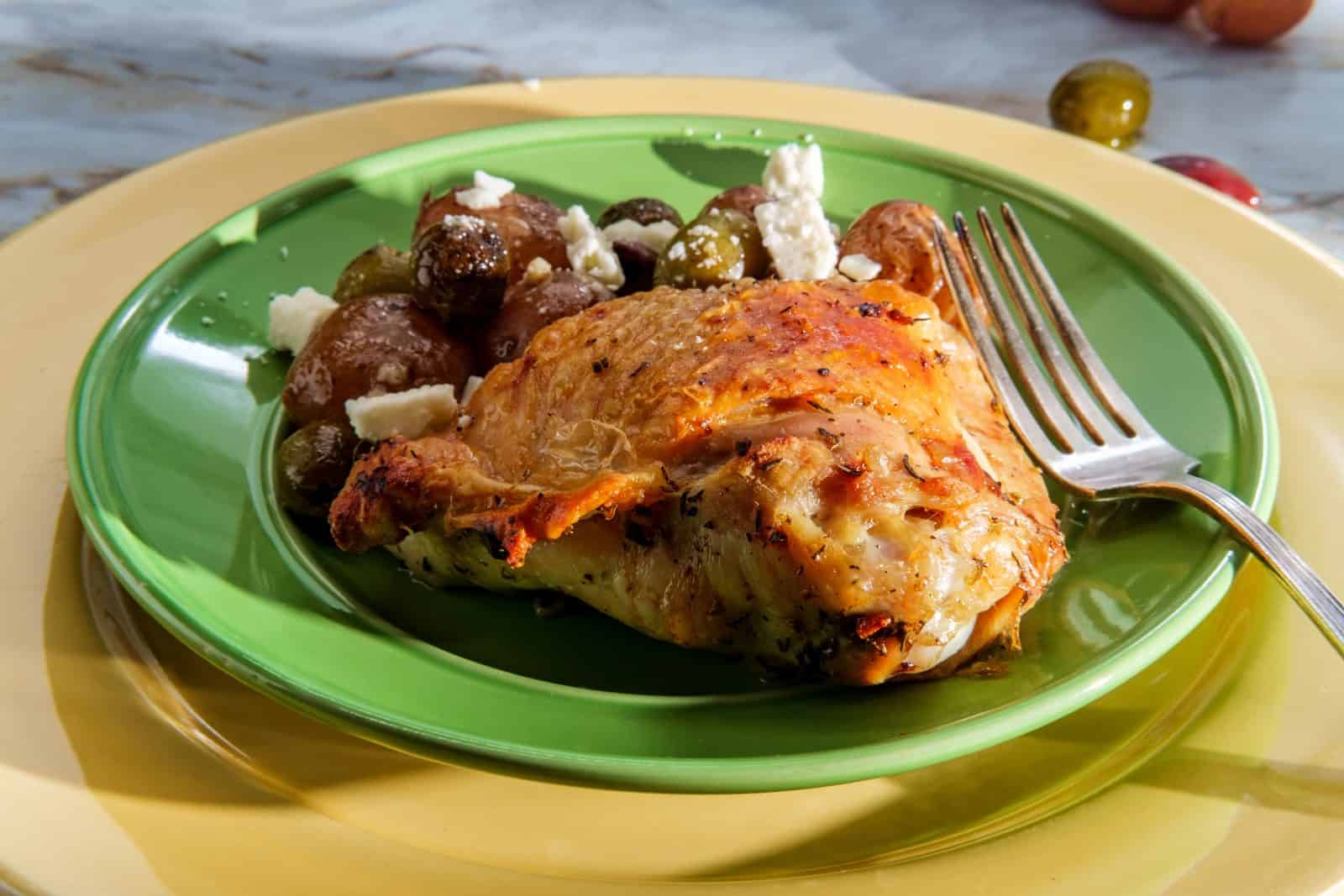 Crockpot Summer Recipes for Hungry Families 26 Greek lemon chicken